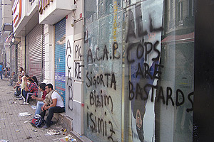 Occupy Gezi protestors resting Saturday morning